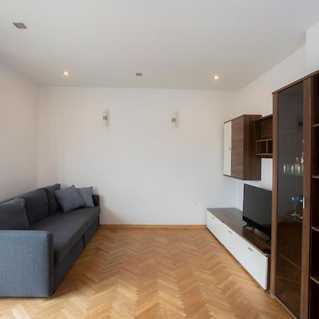 Apartment Rozalija Zirovnica Eksteriør bilde